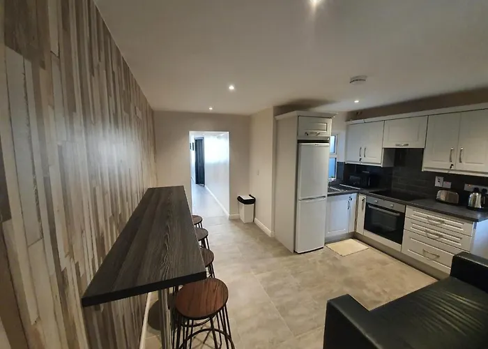 Large Townhouse In The Heart Of No 12 Сasa de vacaciones